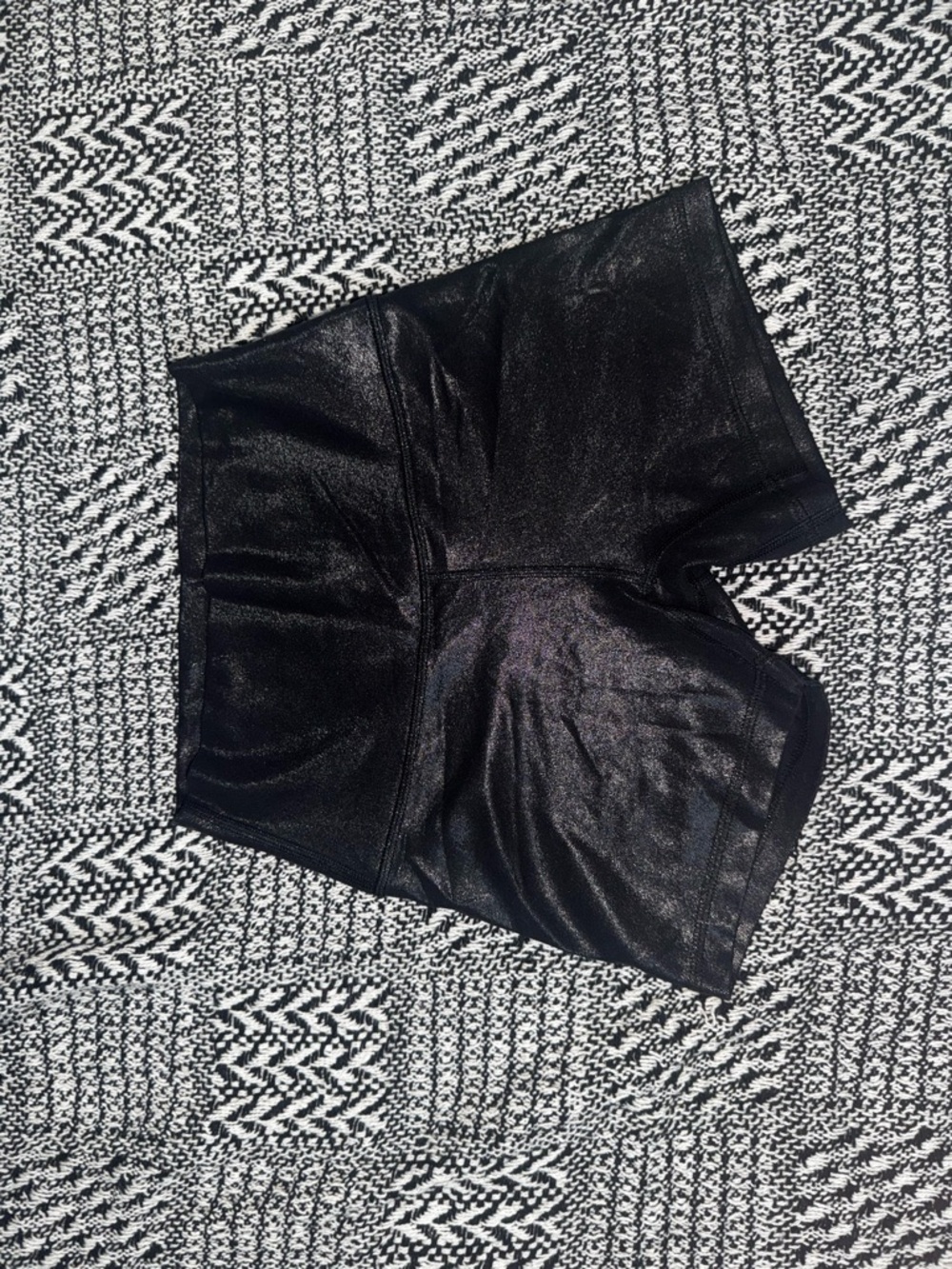 Lululemon foil shorts 4”